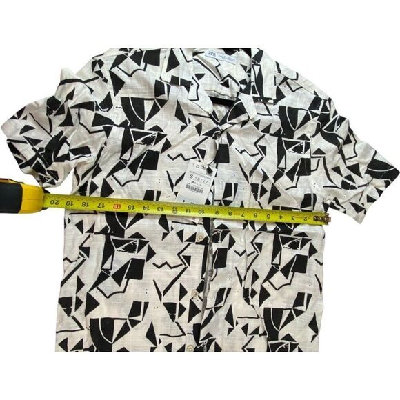 Zara Mens Shirt Size S White Black Geometric Graphic Button Up 4570/410 NWT - Picture 8 of 8